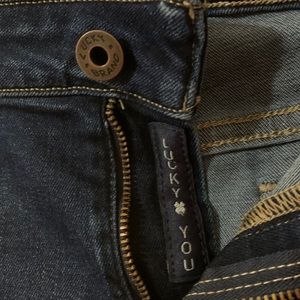 EUC Lucky Brand Skinny Jeans